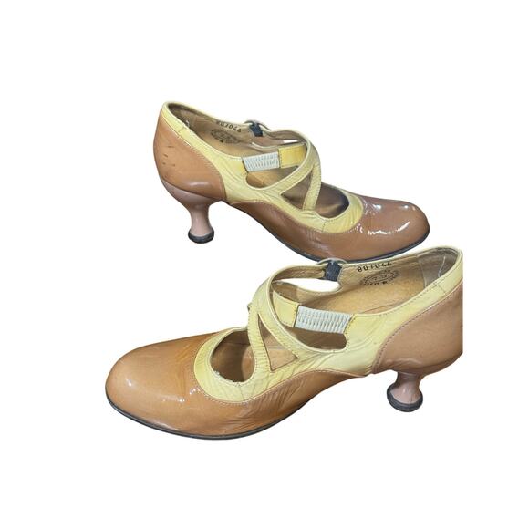 JOHN FLUEVOG BELLEVUES heels size 7.5 - Picture 3 of 8